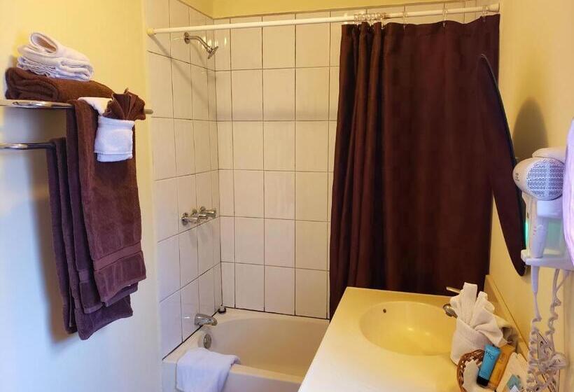 带大床的标准间, Ocean Tide Beach Resort