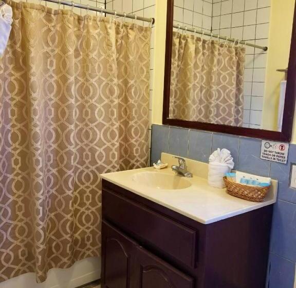 带大床的标准间, Ocean Tide Beach Resort