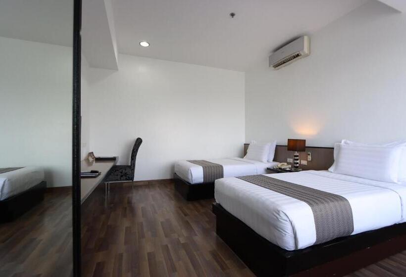 اتاق لوکس, Paseo Premiere