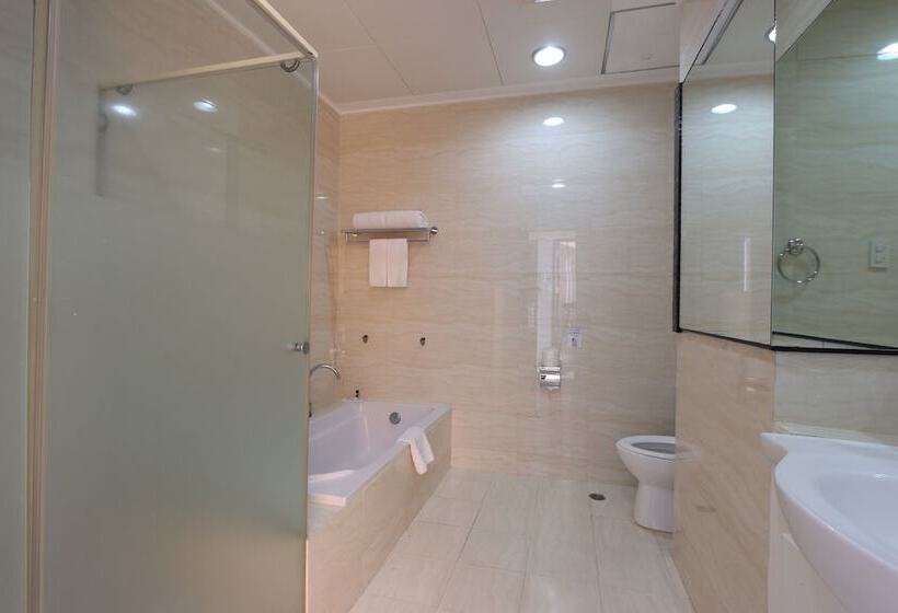 اتاق کلاس بیزنس, Paseo Premiere