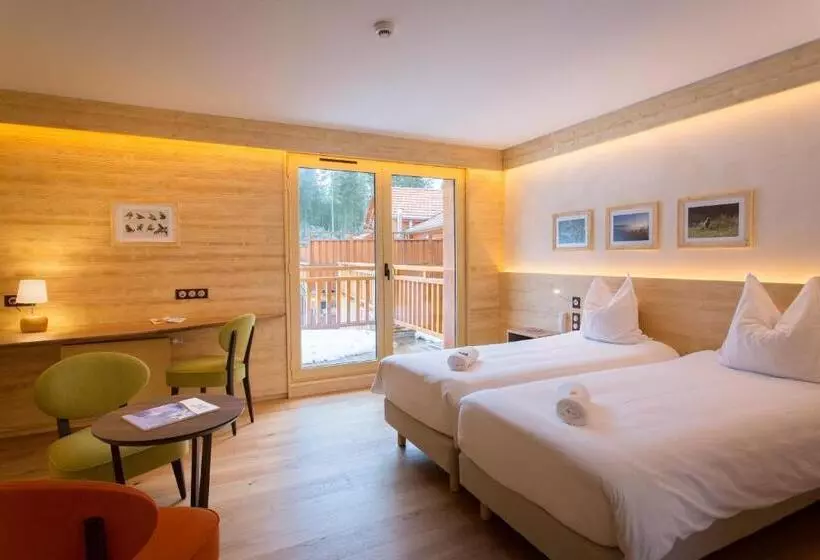 Standard Room with Balcony, Restaurant Mont Champ Du Feu