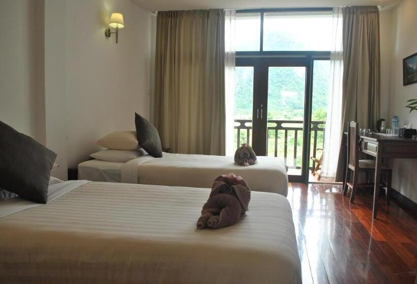 디럭스 룸, Silver Naga