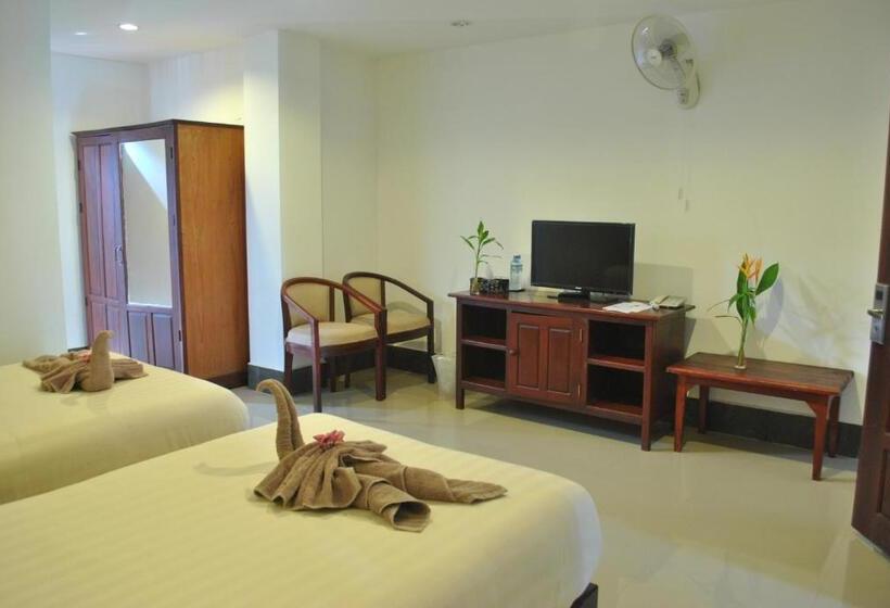 스탠다드 룸, Silver Naga