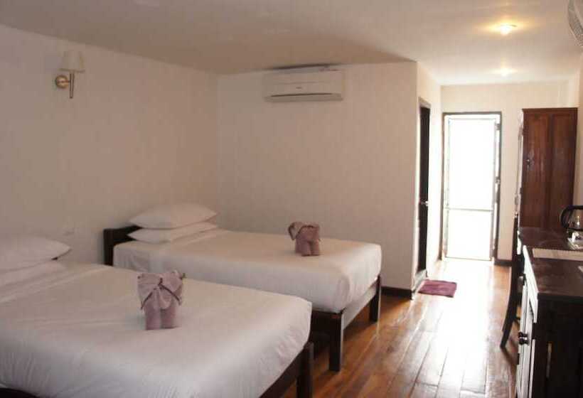 스탠다드 룸, Silver Naga