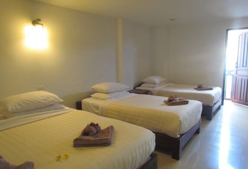 스탠다드 트리플 룸, Silver Naga