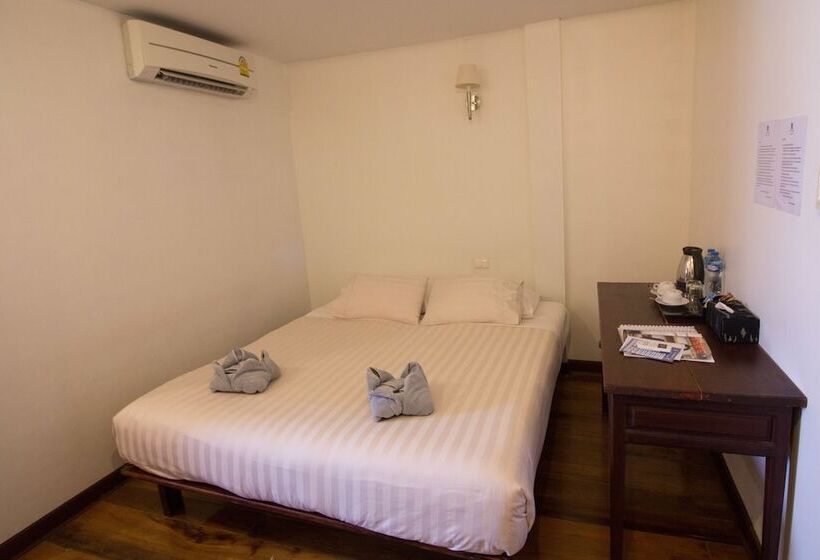 스탠다드 룸, Silver Naga