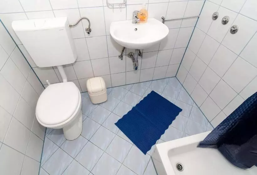 اتاق استاندارد با بالکن و چشمانداز دریا, Guest House Daniela