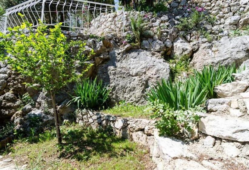 Triple Room Sea View, Guest House Daniela