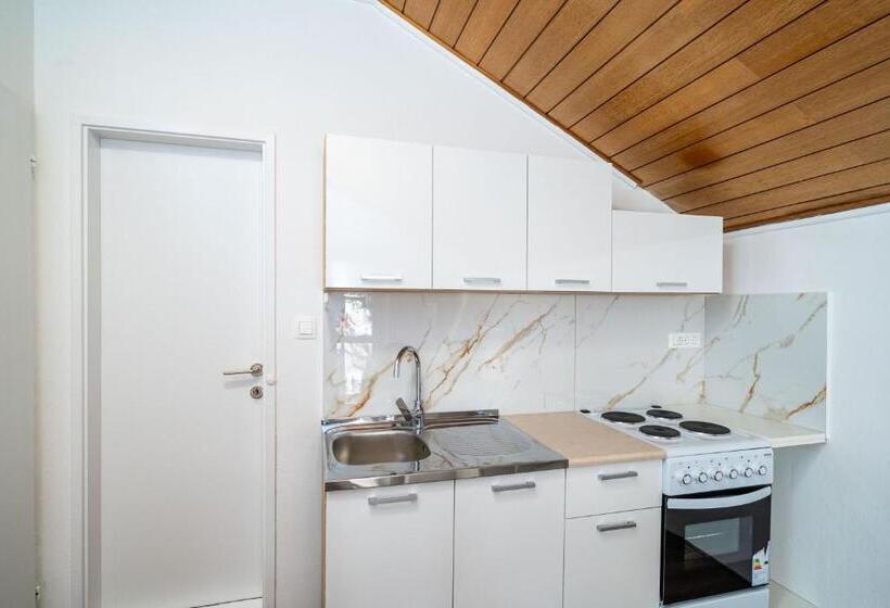 オーシャンビュースーペリアールーム, Guest House Daniela