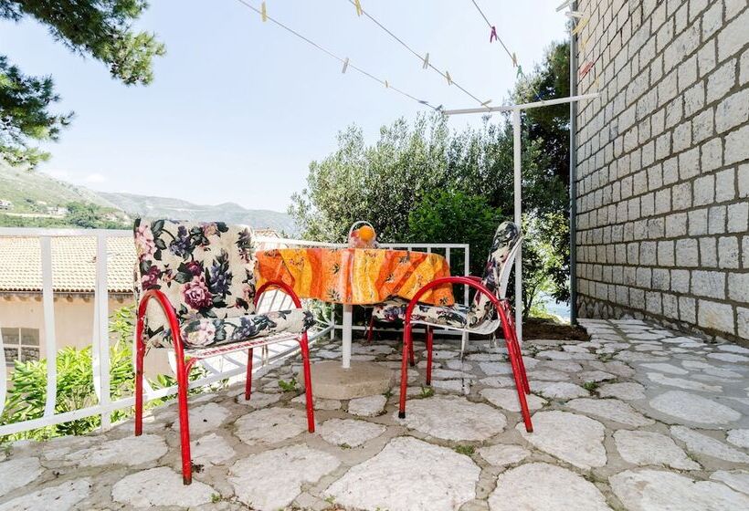 Triple Room Sea View, Guest House Daniela