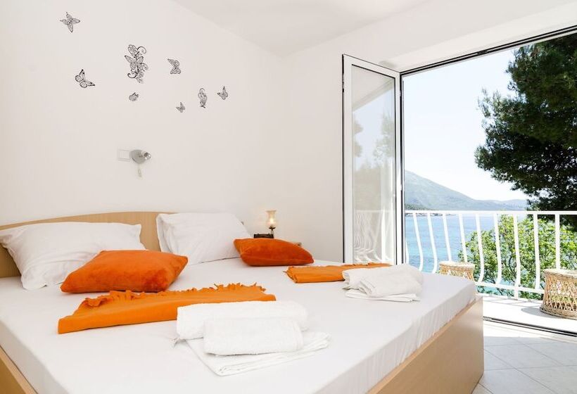 オーシャンビュースタンダードルームバルコニー付き, Guest House Daniela