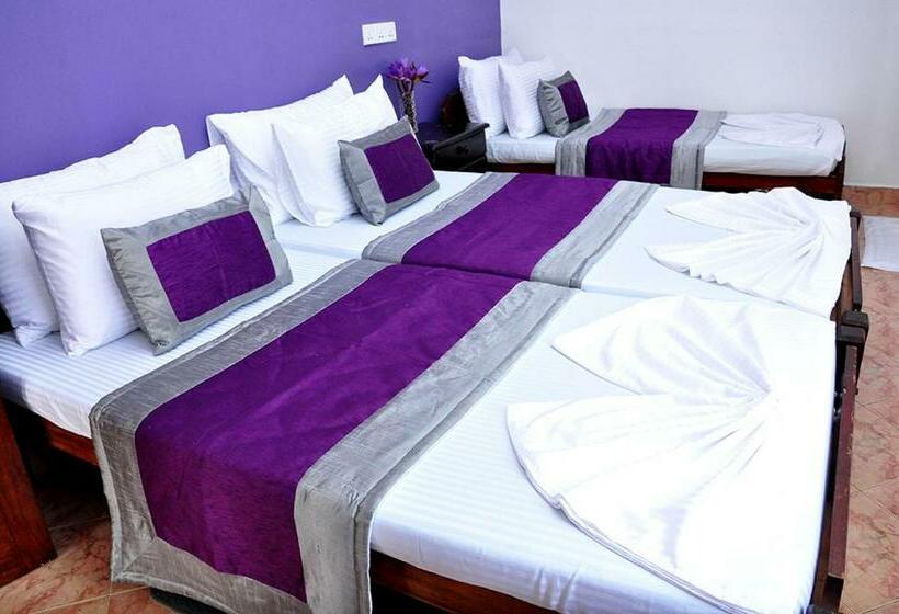 Habitació Triple Estàndard, Highest View