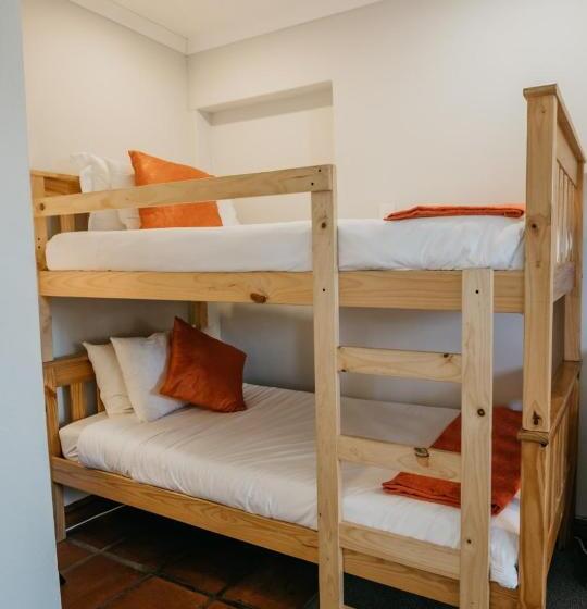 ファミリールーム, The Village Lodge