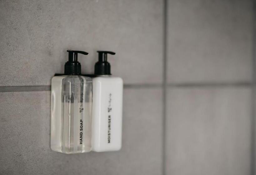 豪华家庭房间, The Village Lodge