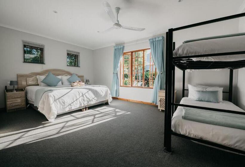 豪华家庭房间, The Village Lodge