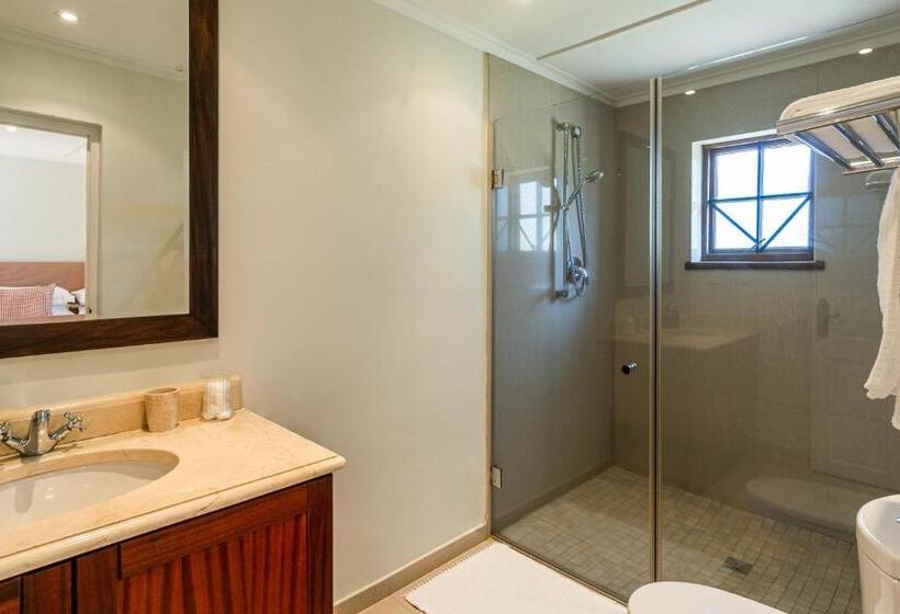 标准三人间, Webersburg