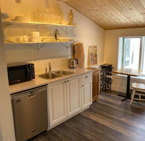 Апартаменты 3 Спальни, Walker Lake Resort