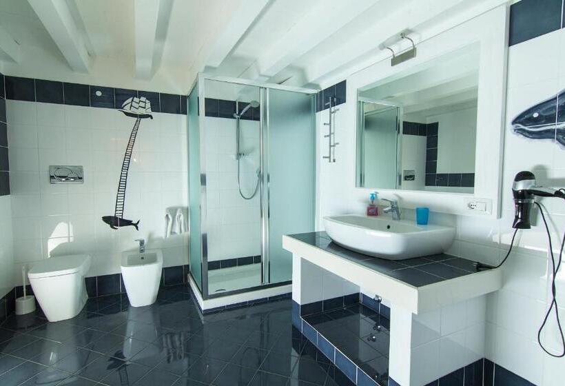 اتاق استاندارد سه نفره, B&b Apollo