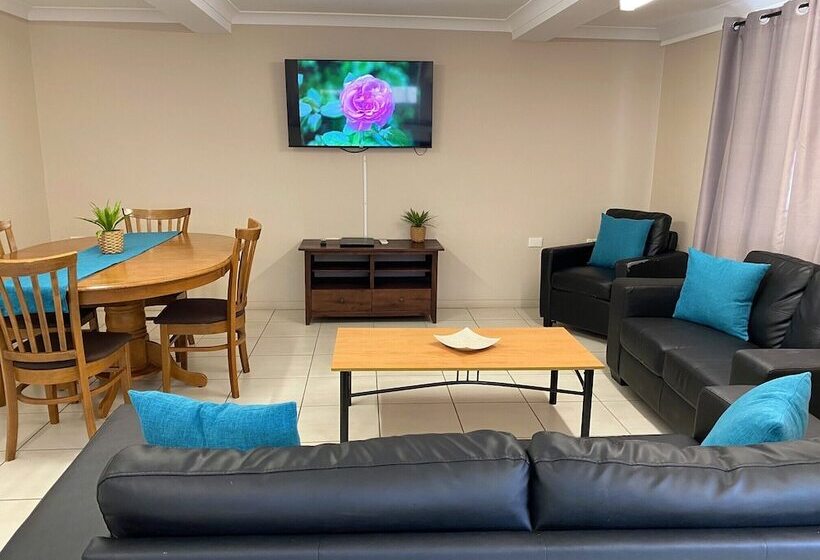 آپارتمان 3 خوابه, City Ville Apartments And Motel