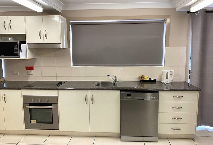 آپارتمان 3 خوابه, City Ville Apartments And Motel