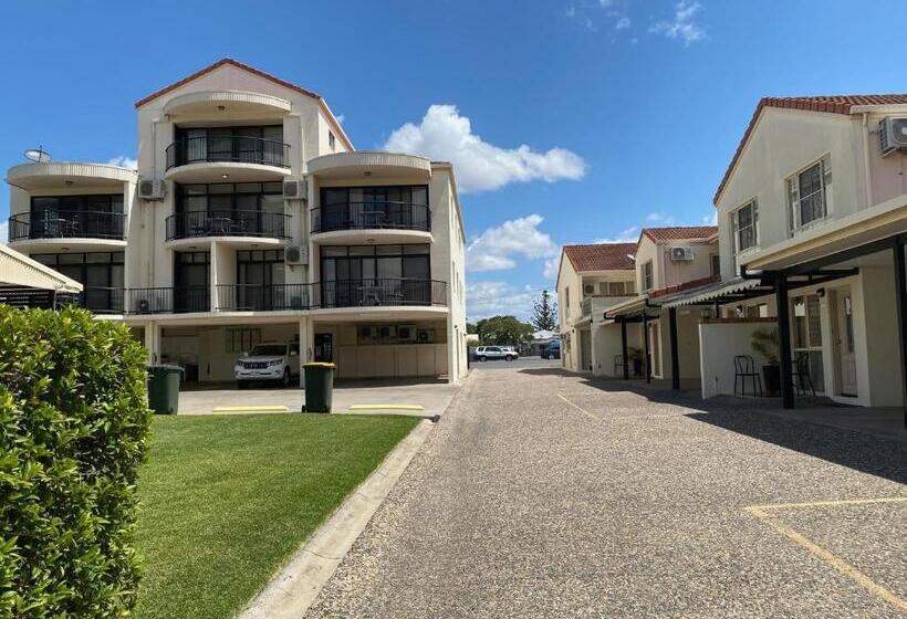 استودیوی استاندارد, City Ville Apartments And Motel