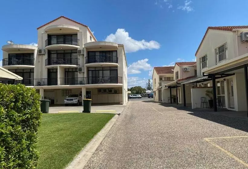 Talo 2 Makuuhuonetta, City Ville Apartments And Motel