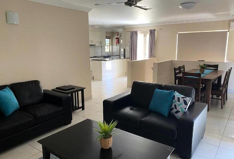 آپارتمان 3 خوابه, City Ville Apartments And Motel