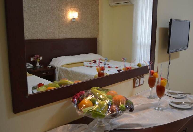 غرفة قياسية, Admiral