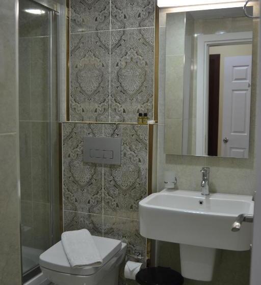 غرفة قياسية, Admiral