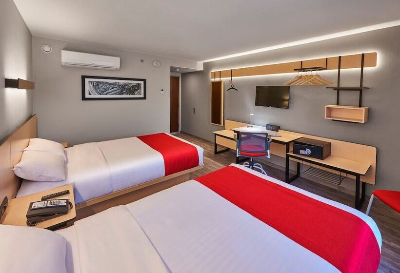 스탠다드 룸 더블 침대 2개, City Express Plus By Marriott Guadalajara Palomar