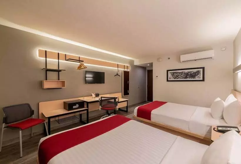 ２ダブルベッドのスタンダードルーム, City Express Plus By Marriott Guadalajara Palomar