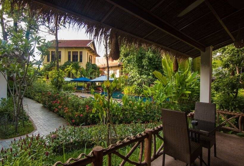 سوییت با چشم‌انداز استخر, La Riviere D  Angkor Resort