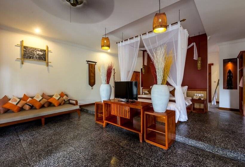 سوییت با چشم‌انداز استخر, La Riviere D  Angkor Resort