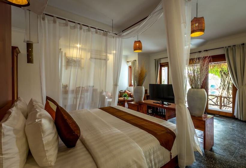 سوییت با چشم‌انداز استخر, La Riviere D  Angkor Resort