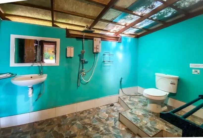 デラックスバンガロー, Lipe Beach Resort