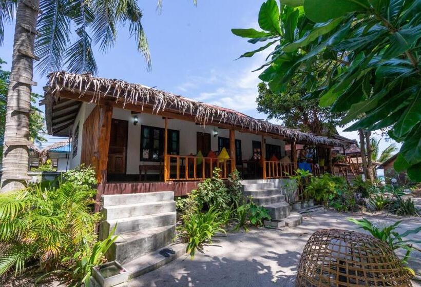 غرفة عائلية, Lipe Beach Resort