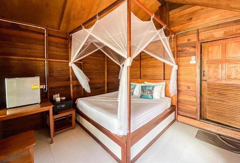 디럭스 방갈로, Lipe Beach Resort