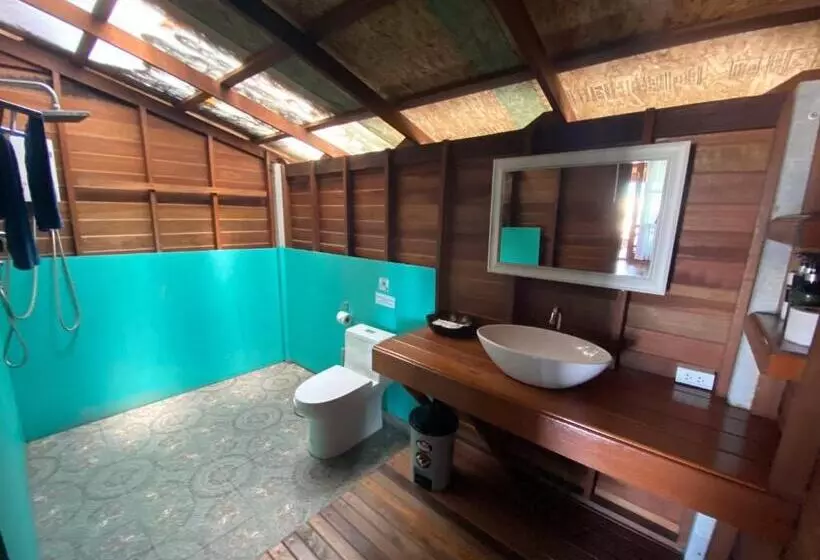 スタンダードバンガロー, Lipe Beach Resort