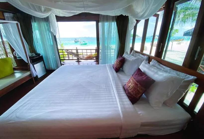 プレミアム バンガロー, Lipe Beach Resort
