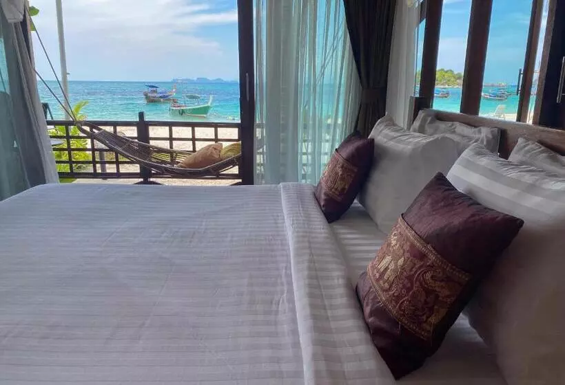 プレミアム バンガロー, Lipe Beach Resort