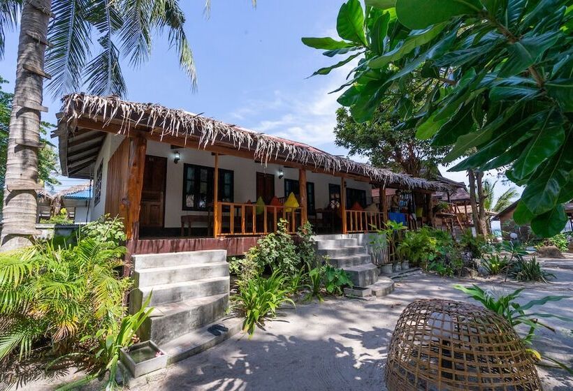 패밀리 룸, Lipe Beach Resort