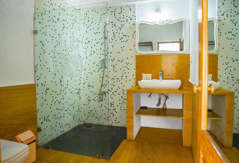 デラックスルーム, Royal Emirates Resort & Spa