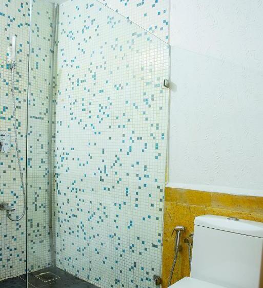 プールの見えるスーペリアルーム, Royal Emirates Resort & Spa