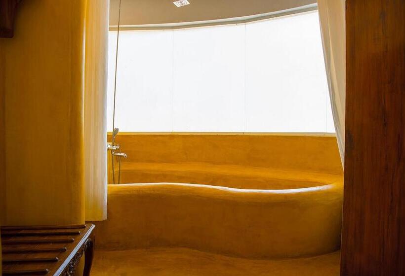 スイート, Royal Emirates Resort & Spa