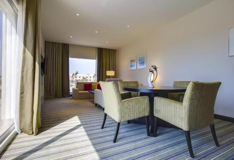 سوییت جونیور, Radisson Blu Resort Jizan