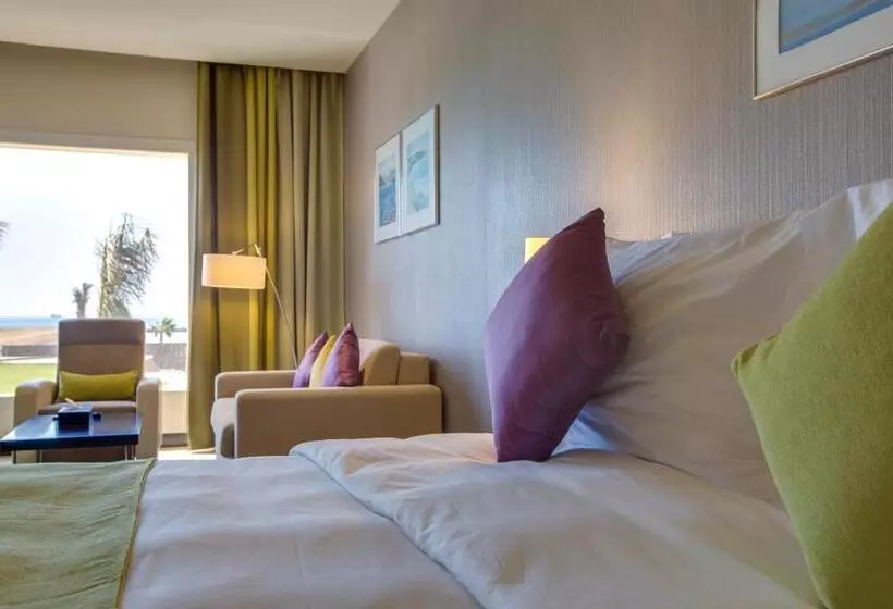 Premium Room Side Sea View, Radisson Blu Resort Jizan