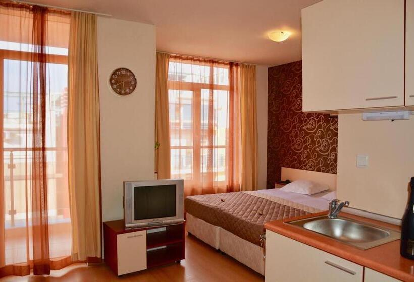 إستوديو قياسى, Rainbow 2 Holiday Complex