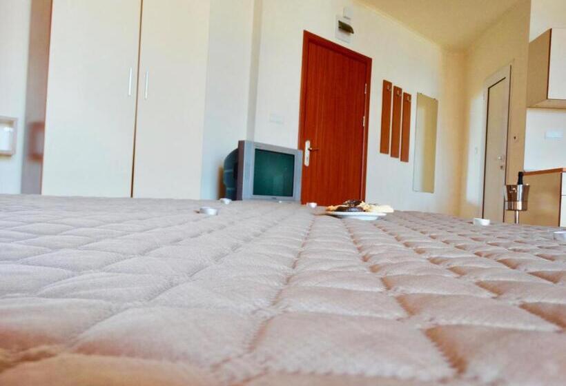 غرفة قياسية, Rainbow 2 Holiday Complex