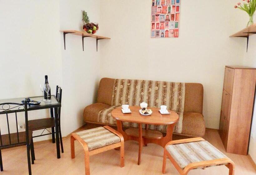 شقة غرفتين, Rainbow 2 Holiday Complex