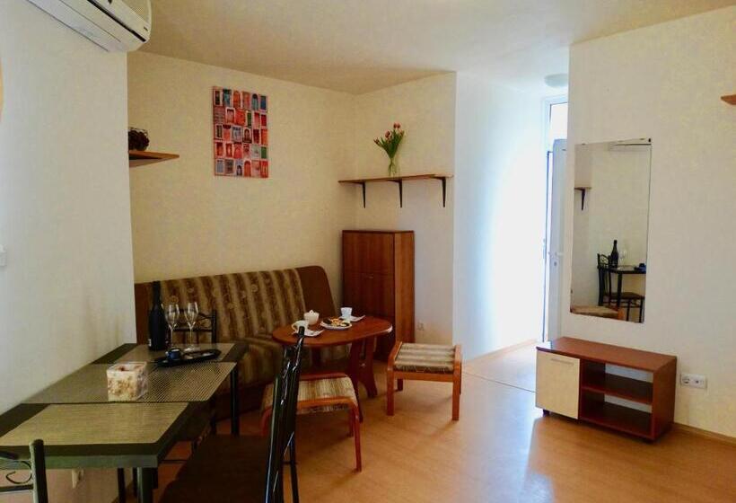 شقة غرفتين, Rainbow 2 Holiday Complex